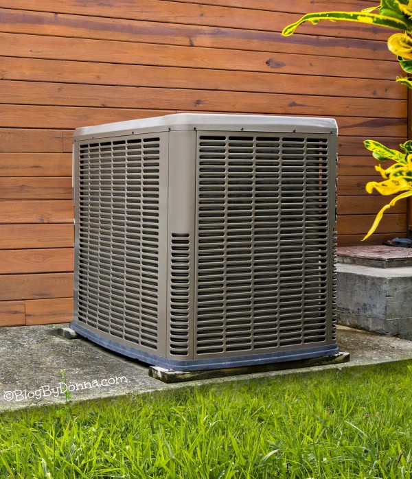 Maintenance on your swamp cooler to keep your hvac / air conditioning heat pump unit wokring...