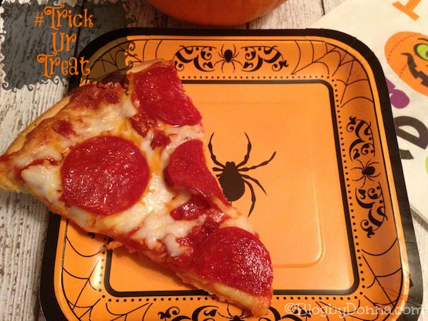 Tombstone Pizza for Halloween party #TrickURTreat #shop #cbias