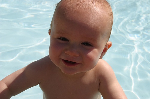 HowtoSwimGuestPost how to teach your child to swim
