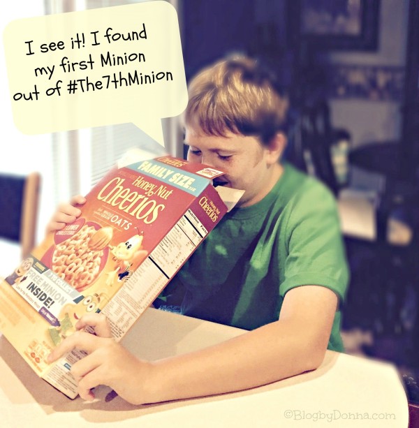 Finding Minion in cereal box #The7thMinion
