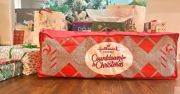 hallmark gift wrapping kit